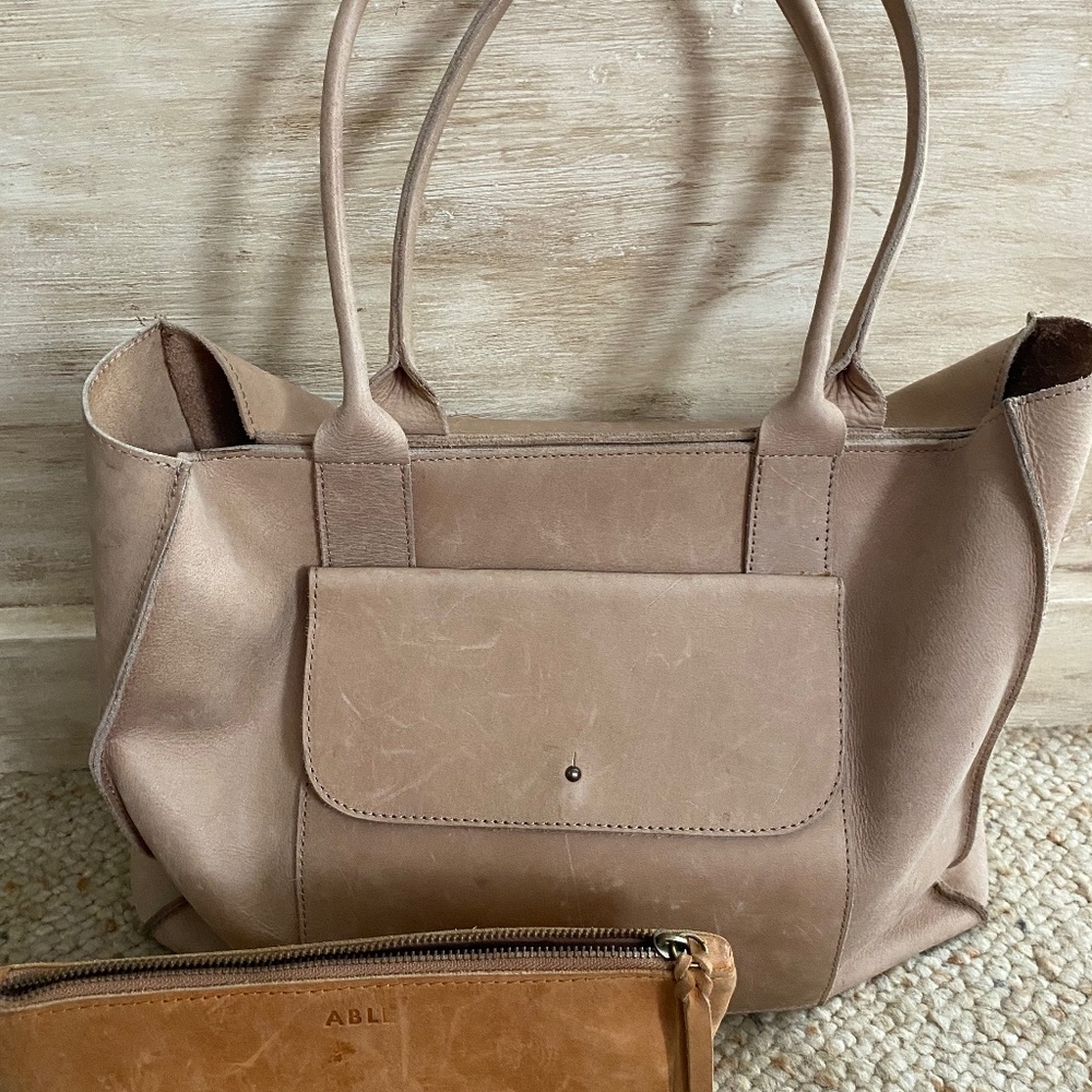 Able Tote